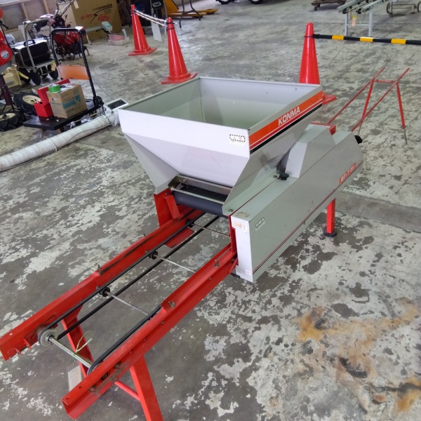 Koma Seisakusho Used Soil Filling Machine SF-T31